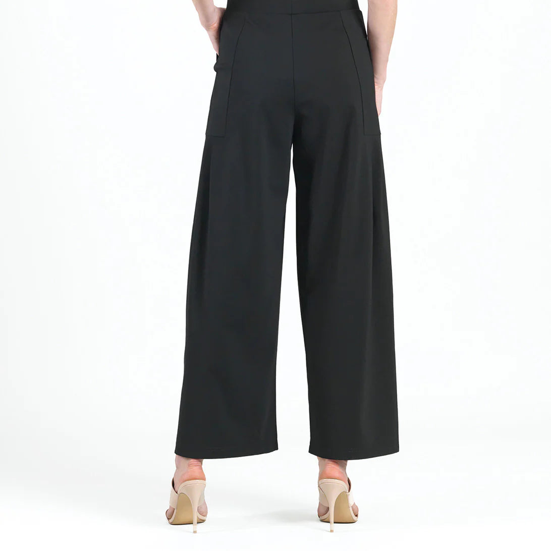 Pleated Wide Leg Pocket Pant