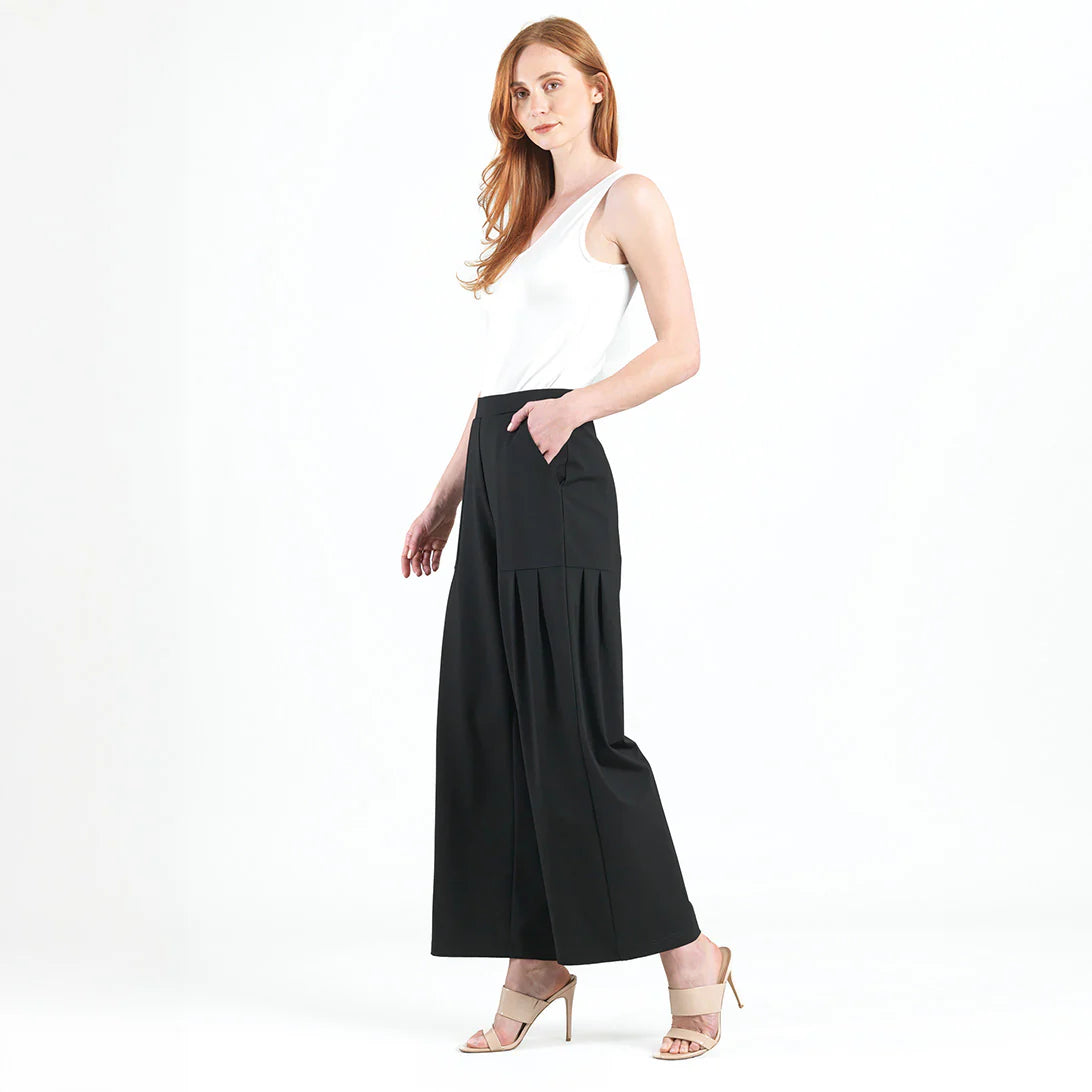 Pleated Wide Leg Pocket Pant